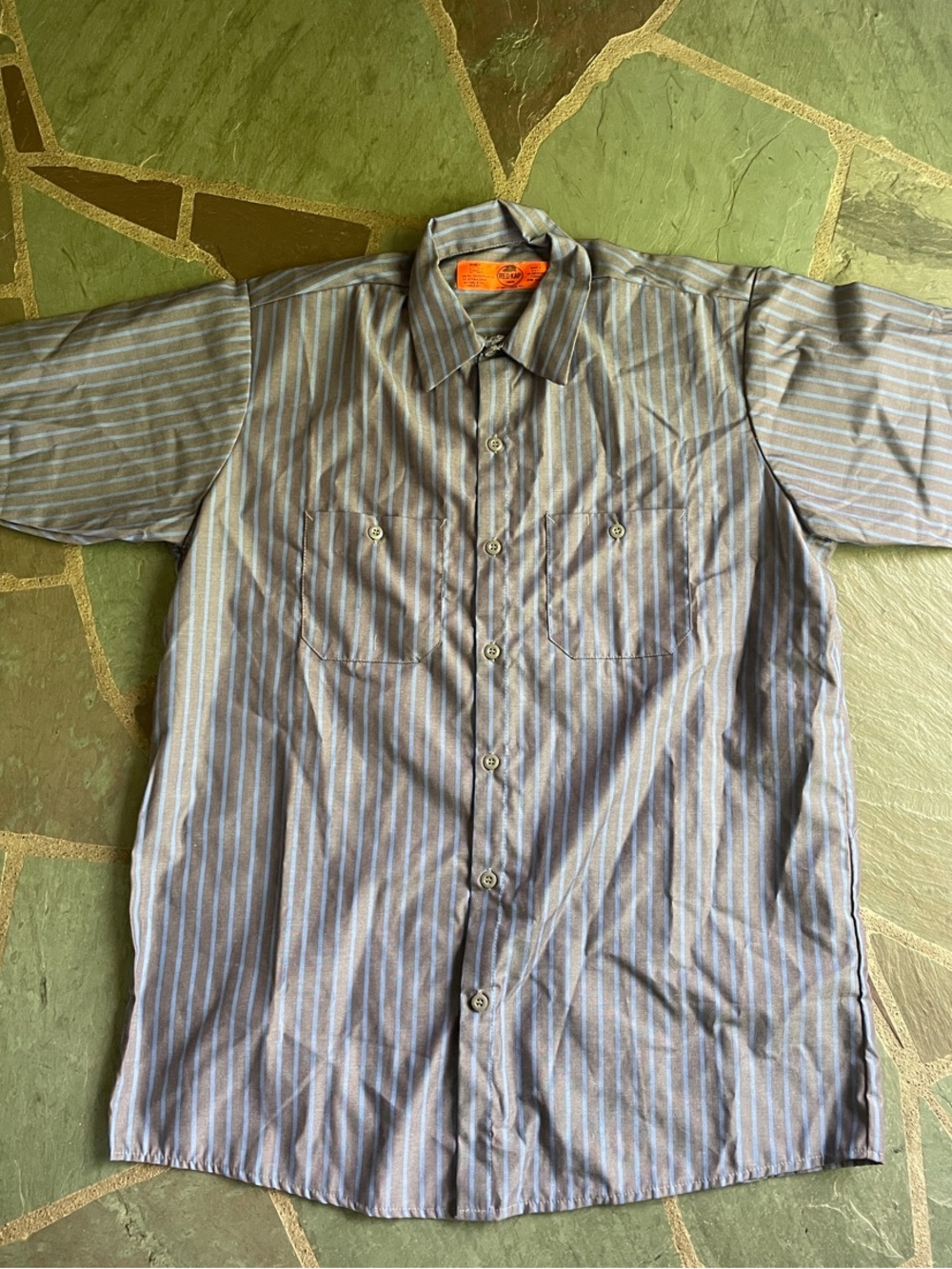 Casual Short-Sleeve Striped Button-Down Shirt - Gray & Blue
